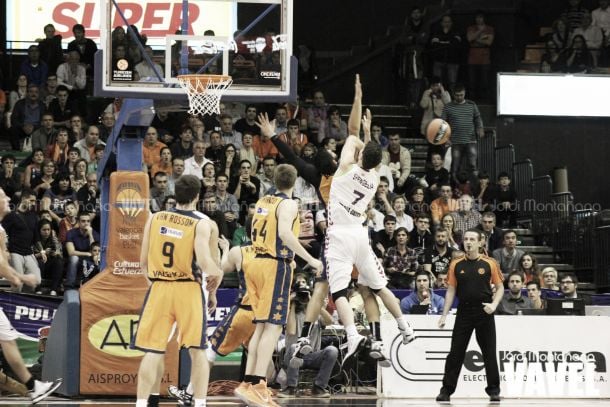 Valencia Basket - Neptunas Klaipeda: una victoria para honrar a la afición