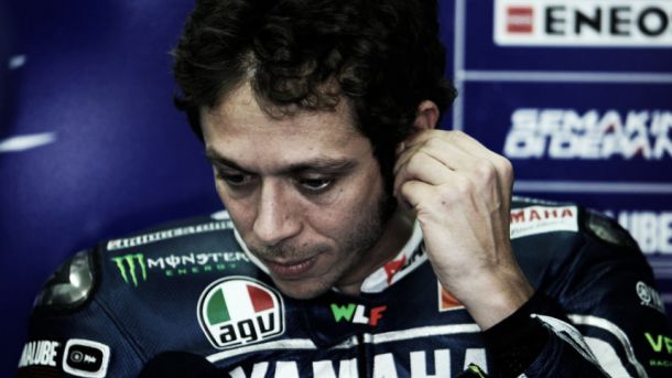 Rossi: "Hemos destrozado por completo el neumático delantero"