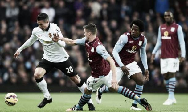 Aston Villa encerra sequência de vitórias do Manchester United com empate dentro de casa