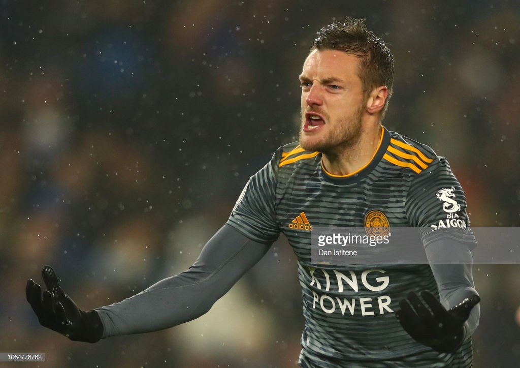 Brighton 1-1 Leicester: Vardy penalty rescues point for Foxes