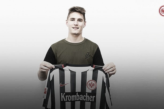 Eintracht Frankfurt sign Guillermo Varela on a season-long loan from Manchester United