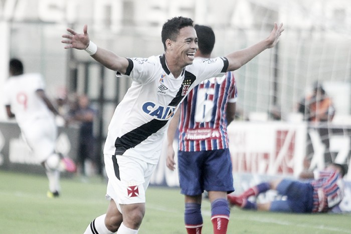 Vasco bate Bahia em São Januário e segue invicto na temporada