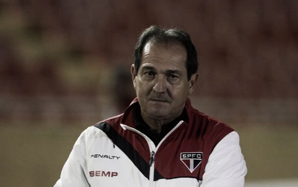 Muricy critica atuações de São Paulo e Atlético-PR: "Foi um jogo horrível"