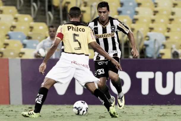 Líder de estatísticas no Botafogo, Edílson deve ter seu contrato renovado após as férias