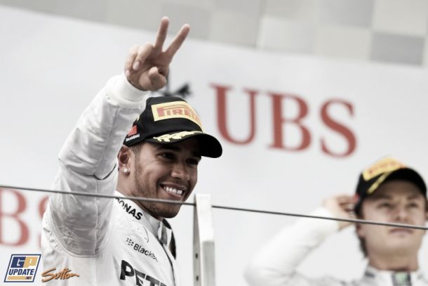 Lewis Hamilton wins Chinese Grand Prix as Mercedes dominate again