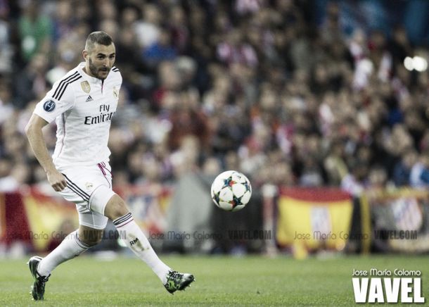 Agente de Benzema garante permanência do atacante no Real Madrid: "Não irá se transferir"