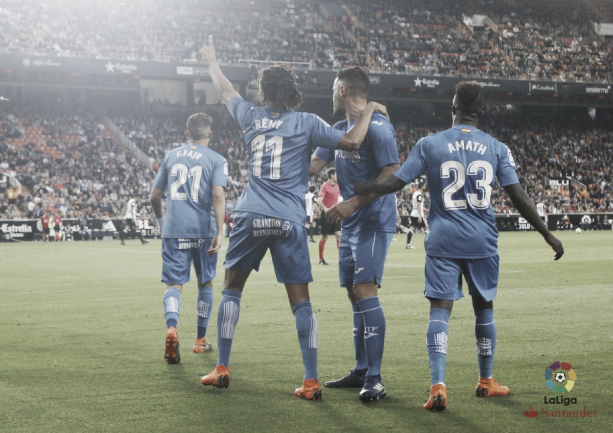 Rémy faz dois, Getafe surpreende Valencia fora de casa e reanima sonho por vaga na UEL Rémy faz dois, Getafe surpreende Valencia fora de casa e reanima sonho por vaga na UEL
