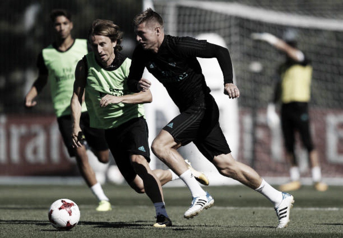 Recuperados de lesão, Kroos e Modric são relacionados para duelo decisivo contra PSG Recuperados de lesão, Kroos e Modric são relacionados para duelo decisivo contra PSG