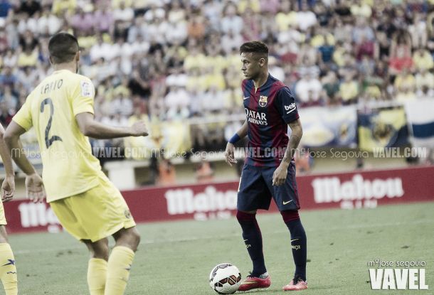 Neymar evita comparações com Messi em entrevista: "Quero traçar minha trajetória"
