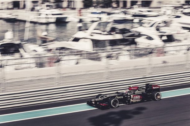 Romain Grosjean domina los Libres 1 a la espera de que caiga la noche sobre Abu Dhabi