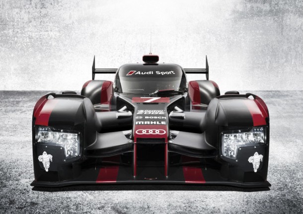 Audi apresenta versão 2016 do R18 para disputa do Mundial de Endurance Audi apresenta versão 2016 do R18 para disputa do Mundial de Endurance