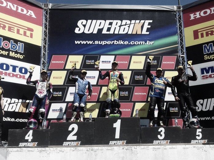 Humberto Turquinho conquista dois pódios na Yamaha R3 Cup em Curitiba Humberto Turquinho conquista dois pódios na Yamaha R3 Cup em Curitiba