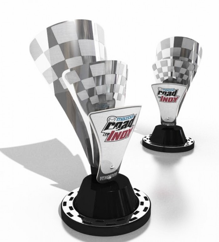 Mazda Road to Indy define vencedor brasileiro no kartódromo de Interlagos Mazda Road to Indy define vencedor brasileiro no kartódromo de Interlagos
