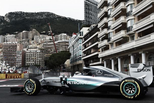 Em primeiro treino livre Lewis Hamilton lidera em Mônaco