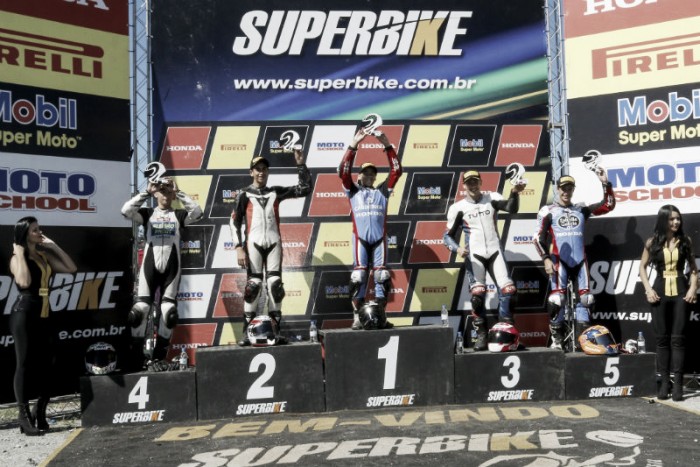 Guilherme Brito vence etapa de Interlagos da Copa Honda CBR 500R Guilherme Brito vence etapa de Interlagos da Copa Honda CBR 500R