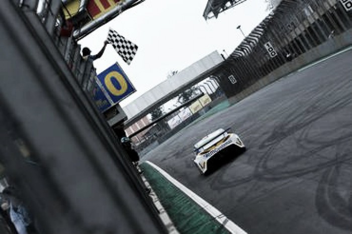 Edson Coelho vence pela primeira vez pelo Campeonato Brasileiro de Turismo Edson Coelho vence pela primeira vez pelo Campeonato Brasileiro de Turismo