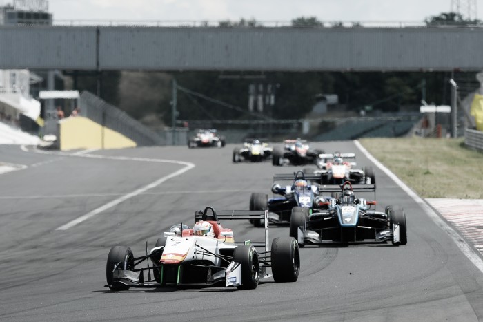 Pela EuroFormula,Thiago Vivacqua fecha fim de semana em Hungaroring com vitória e top-5