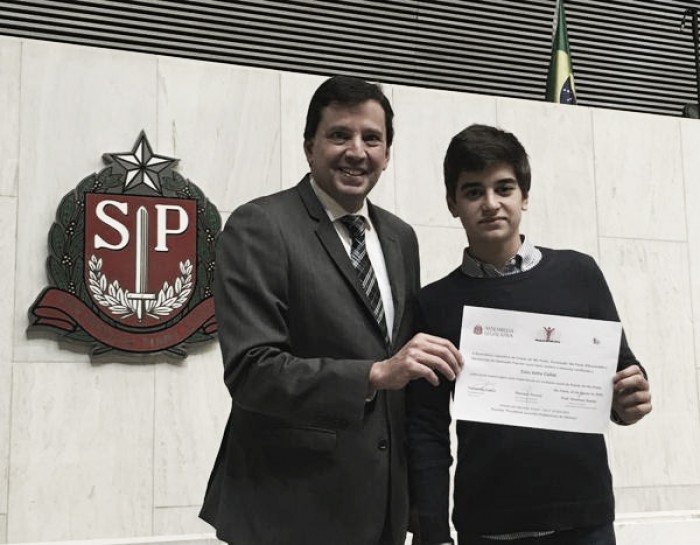 Kartista Caio Collet é homenageado na Semana da Liderança Jovem de São Paulo