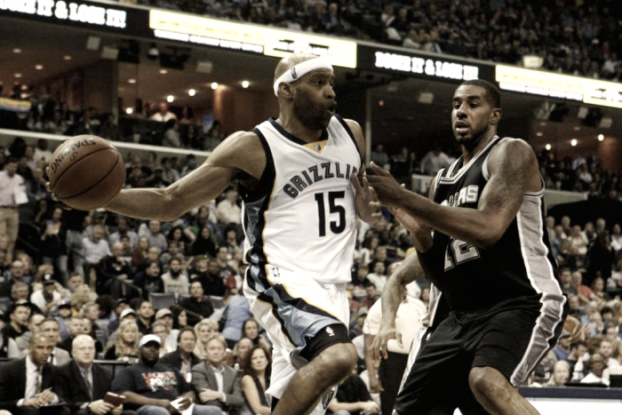 NBA - Memphis non si ferma più, battuti anche gli Spurs; Warriors in scioltezza sui Bucks