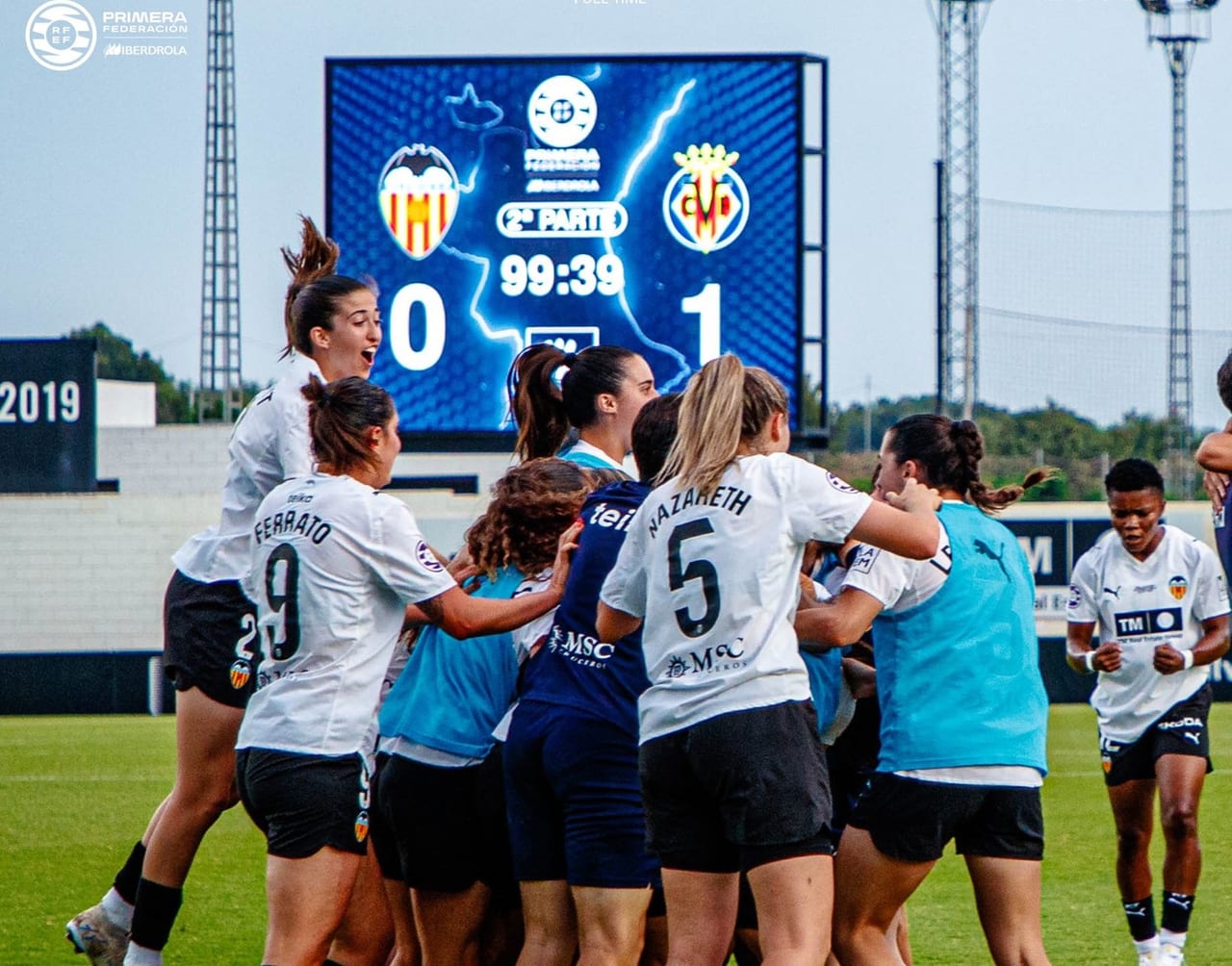 El Valencia tira de épica para volver a la Liga F - VAVEL España