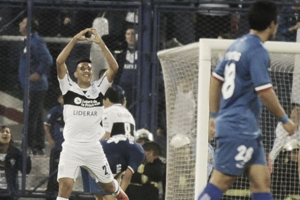 Vélez 0 - 1 Gimnasia: puntuaciones del 'Lobo'