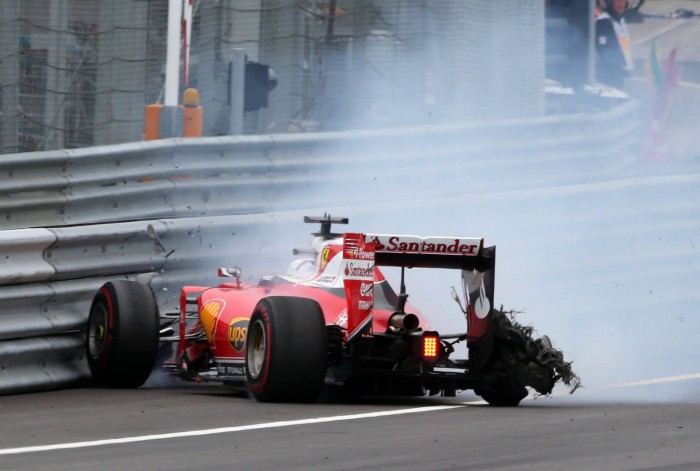 Ferrari in alto mare, ma non è colpa della sfortuna