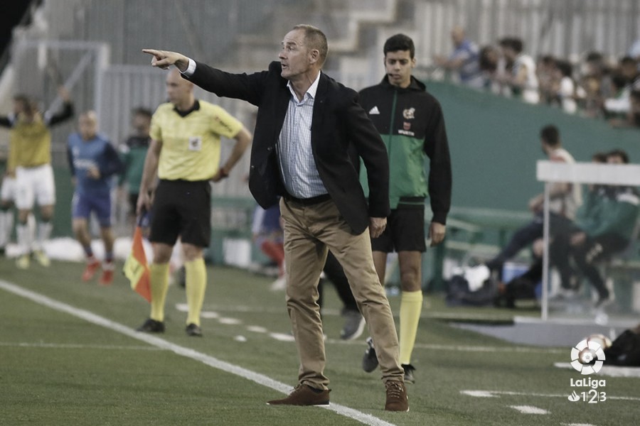 Víctor Fernández: "Necesitamos que la afición esté de nuestro lado y nos ayude ante el Dépor" Víctor Fernández: "Necesitamos que la afición esté de nuestro lado y nos ayude ante el Dépor"