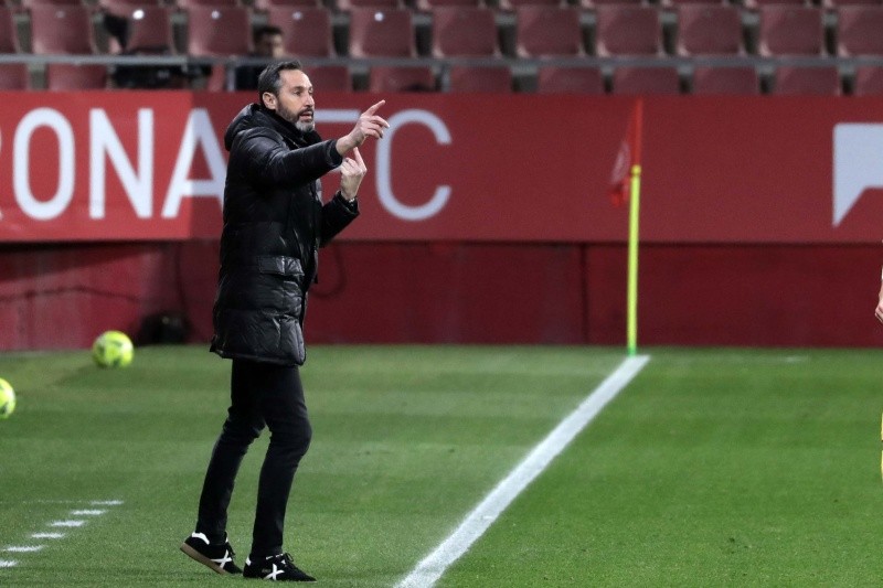 Vicente Moreno: “No queríamos perder
y, de hecho, el equipo salió con mentalidad ganadora desde el principio hasta
el final” Vicente Moreno: “No queríamos perder
y, de hecho, el equipo salió con mentalidad ganadora desde el principio hasta
el final”
