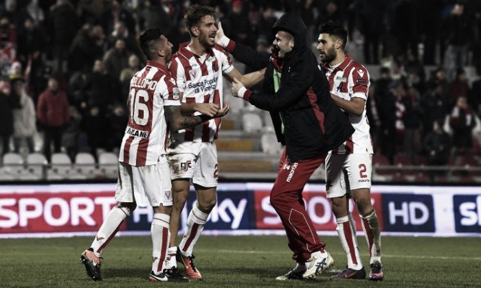 Serie B- Il Vicenza rimonta e batte il Novara. Buona la seconda per Torrente