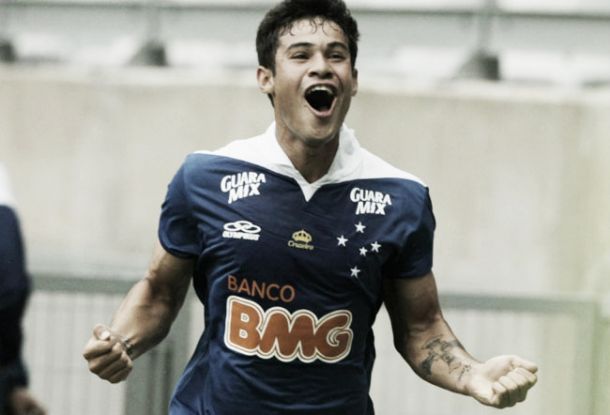 Vinicius Araújo deixa Cruzeiro e acerta com o Valencia