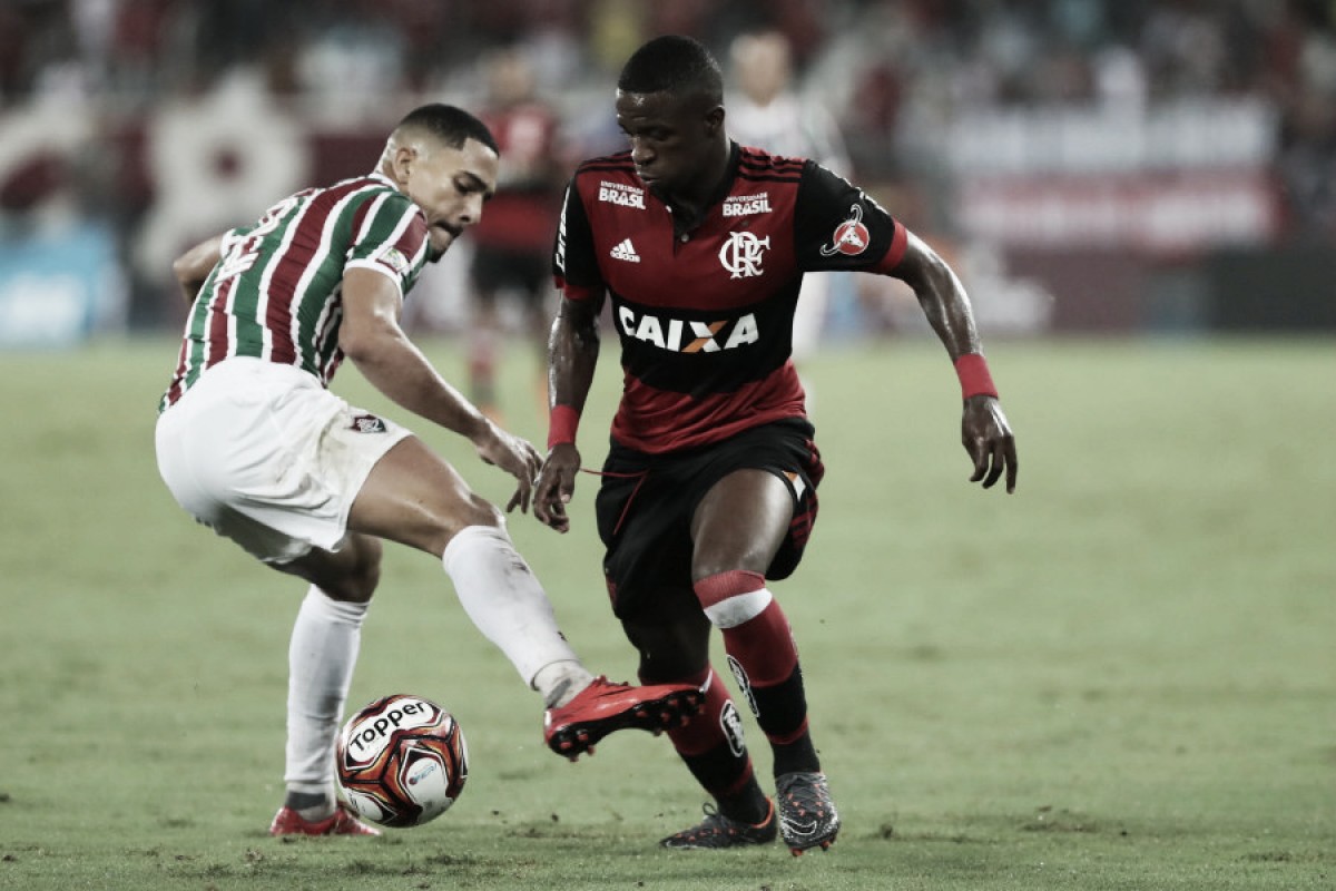 Fluminense e Flamengo disputam clássico com casa cheia no Mané Garrincha