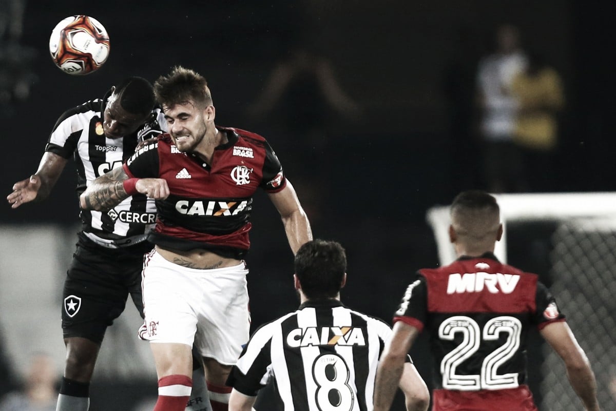 Botafogo protocola protesto formal contra arbitragem de clássico ante Flamengo