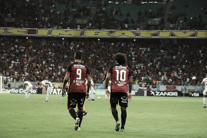 Vitória sai na frente, mas Sport consegue empate no final pela Série B Vitória sai na frente, mas Sport consegue empate no final pela Série B