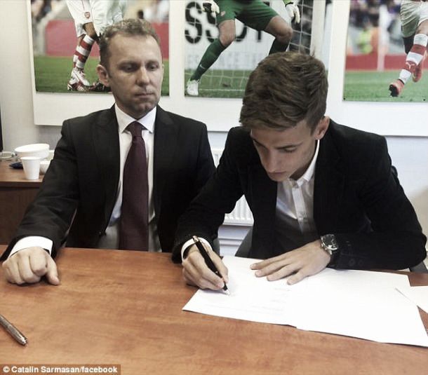 Arsenal anuncia contratação de Vlad Dragomir, revelação romena de apenas 16 anos