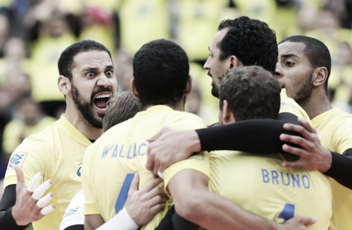 Jogadores avaliam vitória do Brasil sobre o Canadá pela Liga Mundial; Dal Zotto elogia adversário