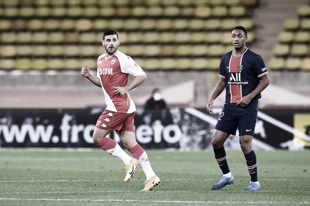 Volland
brilha no segundo tempo e comanda virada do Monaco sobre PSG Volland
brilha no segundo tempo e comanda virada do Monaco sobre PSG