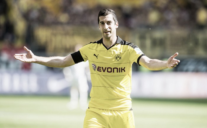 Manchester United complete signing of Henrikh Mkhitaryan