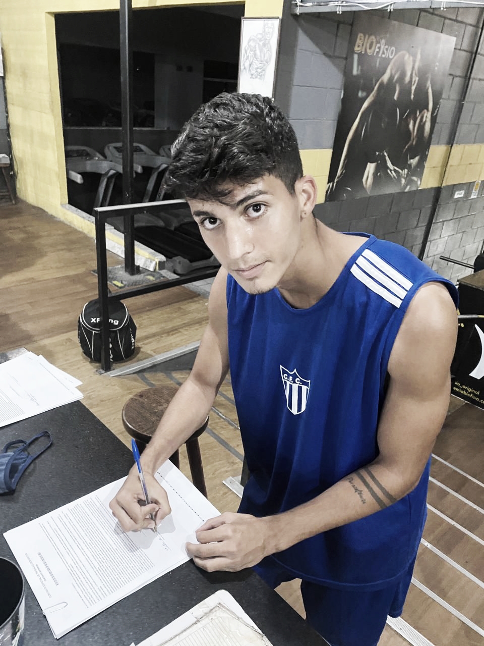 Victor assina com Ceres para disputa da B2 Carioca e projeta acesso: "Trabalho a todo vapor" Victor assina com Ceres para disputa da B2 Carioca e projeta acesso: "Trabalho a todo vapor"