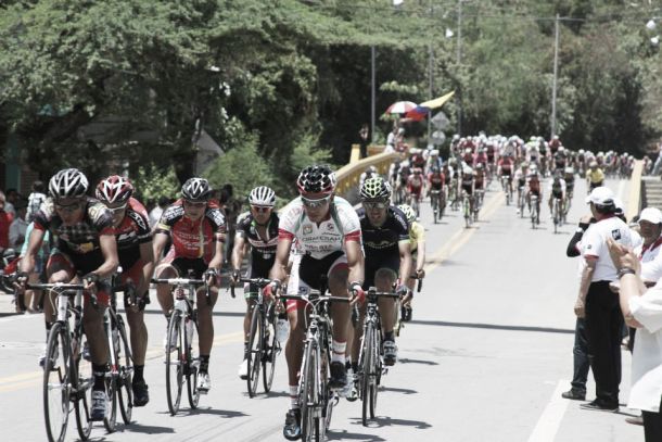 Vuelta a Colombia: trece etapas para 2015