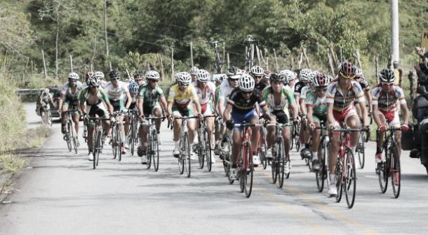 La Vuelta al Futuro 2014, da su primer pedalazo La Vuelta al Futuro 2014, da su primer pedalazo