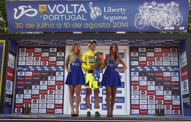 La Vuelta a Portugal da comienzo con Víctor de la Parte como primer líder