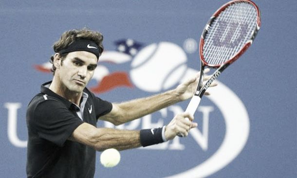 Federer no falla ante Groth