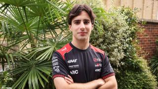 Rafa Câmara celebra vaga na Haas e mira crescimento na F1: ‘Estou muito orgulhoso’