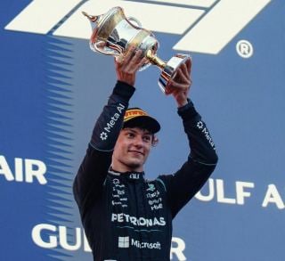 Fórmula 1: Kimi Antonelli vê chances de título aumentarem após último GP