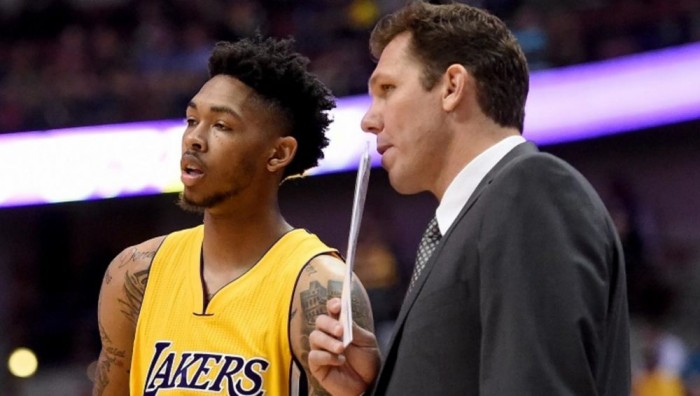 NBA - Los Angeles Lakers al tappeto contro i Warriors, le reazioni di Walton, Deng e Ingram