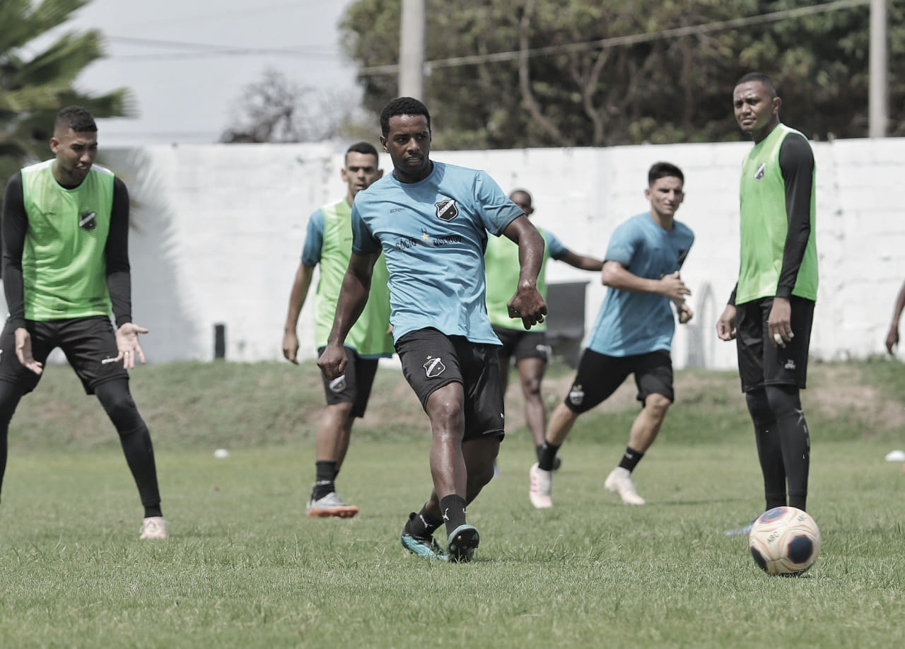 Contratado pelo Ermis FC, Wesley Dias tem como alvo fazer história no Chipre