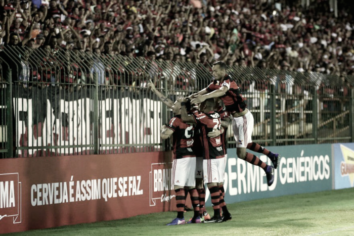 Flamengo supera Macaé em Volta Redonda e alcança segundo triunfo no Carioca
