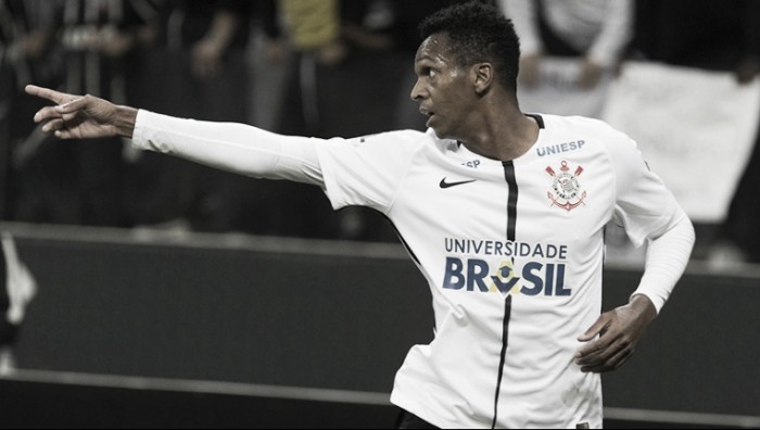 Corinthians vence Bahia com facilidade e aumenta vantagem na liderança