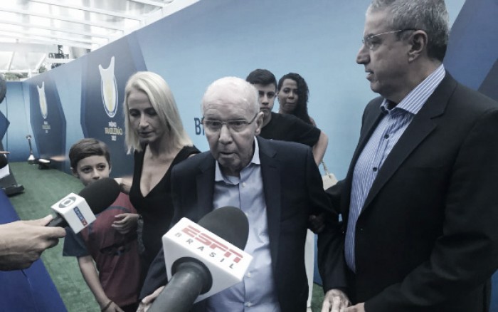 Zagallo celebra boa fase da Seleção Brasileira: "Temos que parabenizar Tite pela campanha"