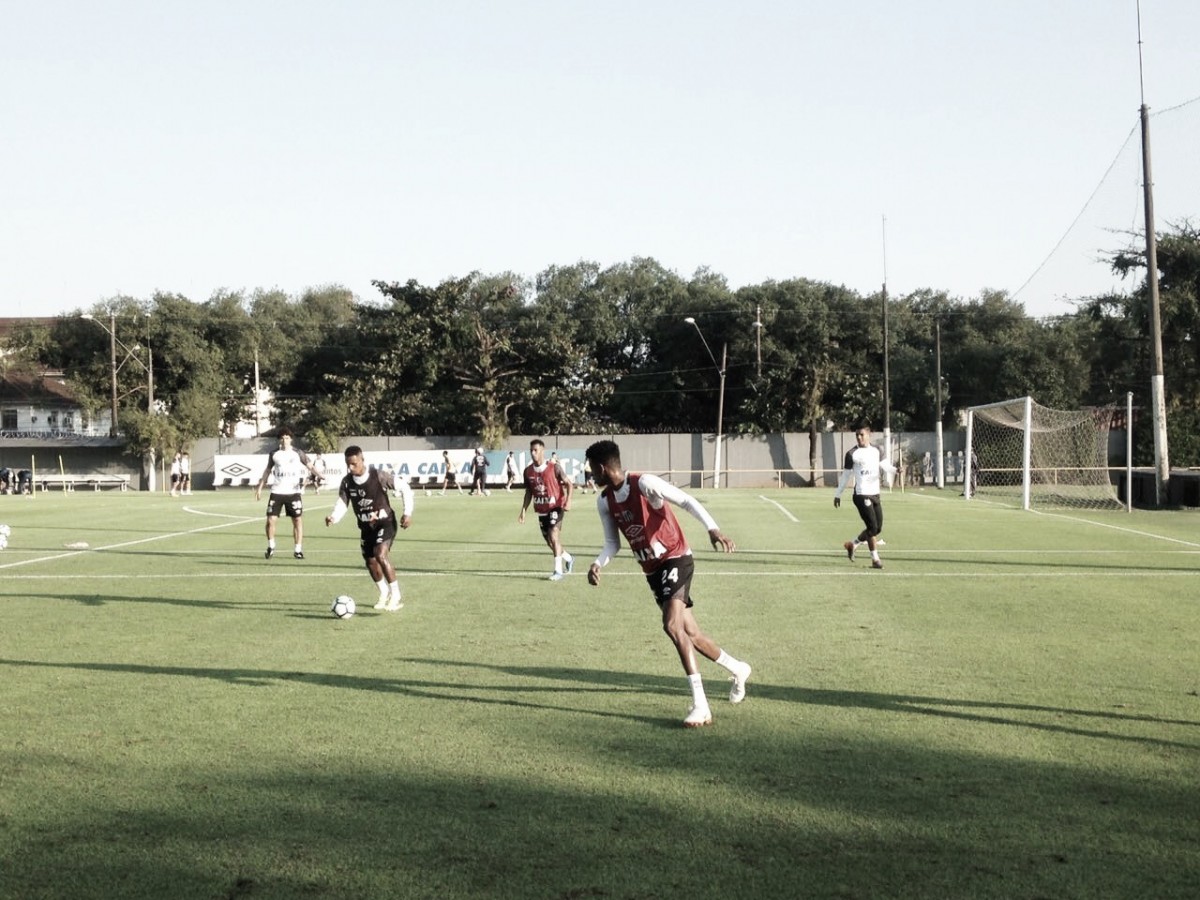 Com titulares em campo, Santos se reapresenta após amistosos no México Com titulares em campo, Santos se reapresenta após amistosos no México